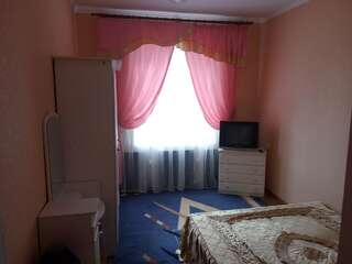 Хостелы Мини отель на Прокофьева Сумы Бюджетный двухместный номер с 1 кроватью или 2 отдельными кроватями-4